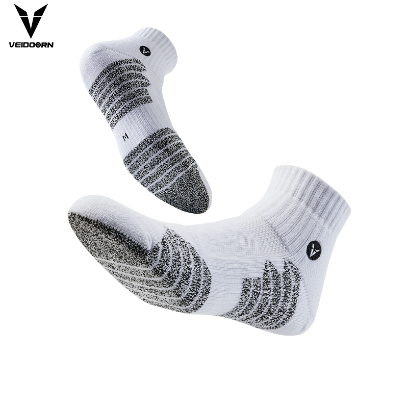2023 Ankle Sport Socks for Game Training Polyester Fibers Breathable Absorb Moisture Basketball Socks